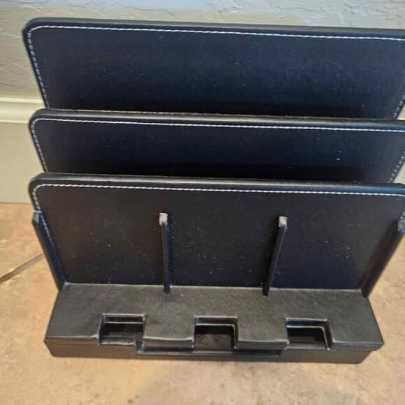 Black Leather File Folder Organizer Charging Station Letter Holder 12"x9"x10" - Picture 4 of 9